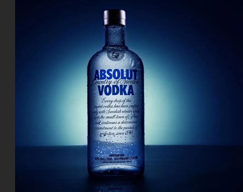 Absolute steam. Водка Абсолют 0.5 бутылка. Водка Absolut Standart 1л. Водка Абсолют Швеция.